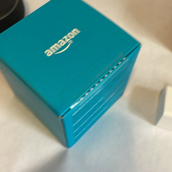 Amazon Echo Smart Home Bundle - Picture 2 of 7